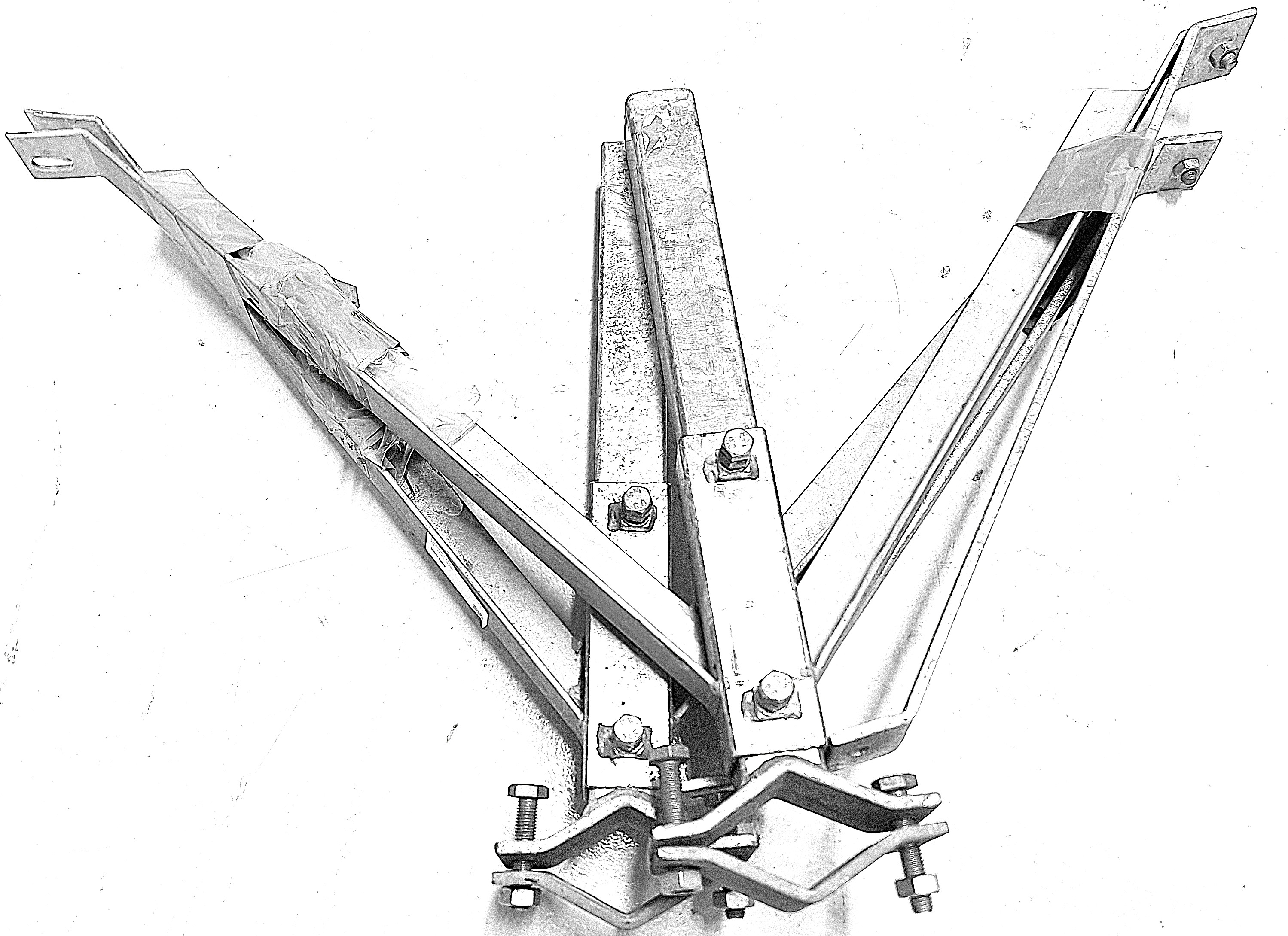 Double mast pipe bracket galvanized 60 mm 2 pcs